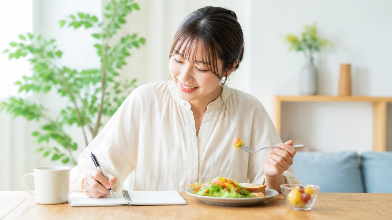 食レポの例文15選 初心者でも味が伝わる書き方と表現のコツ